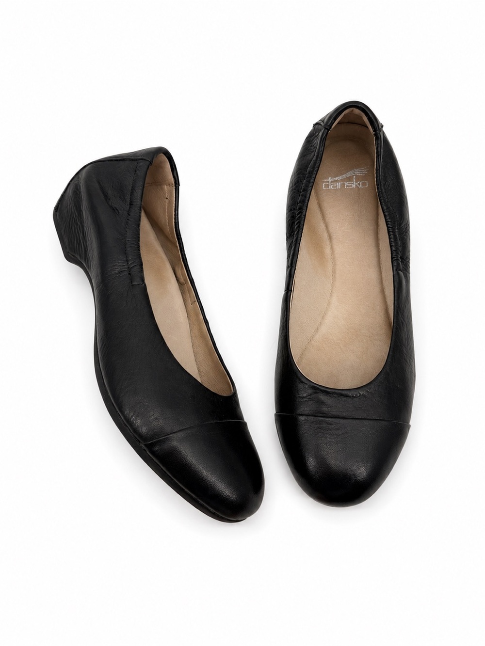 Dansko Lisanne Black Slip On Cap Toe Leather Classic Heels Flats